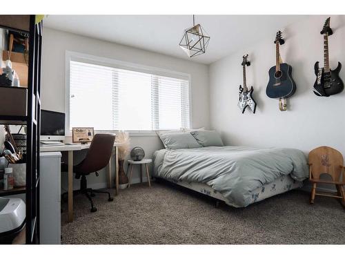 639 Keystone Chase West, Lethbridge, AB - Indoor Photo Showing Bedroom