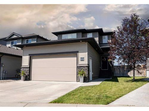 639 Keystone Chase West, Lethbridge, AB - Outdoor With Facade