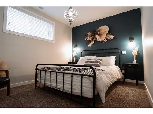 639 Keystone Chase West, Lethbridge, AB - Indoor Photo Showing Bedroom