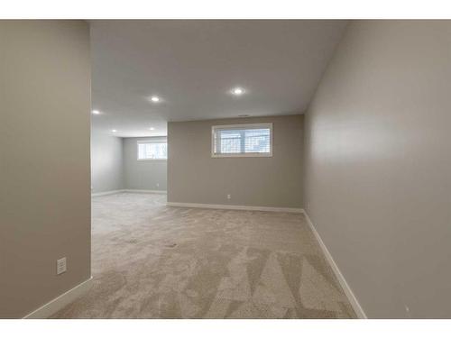 4-53 Aquitania Circle West, Lethbridge, AB - Indoor Photo Showing Basement