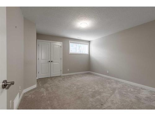 4-53 Aquitania Circle West, Lethbridge, AB - Indoor Photo Showing Other Room