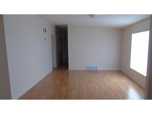 1804 7A Avenue West, Fort Macleod, AB - Indoor Photo Showing Other Room