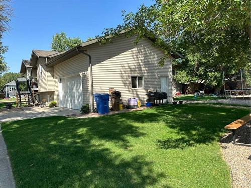 5402 44 Avenue, Taber, AB - Outdoor