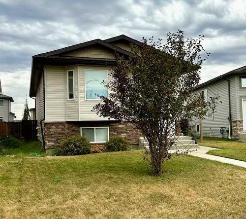 143 Mt Sundance Crescent West, Lethbridge, AB - Outdoor