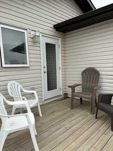 143 Mt Sundance Crescent West, Lethbridge, AB - Outdoor With Deck Patio Veranda With Exterior