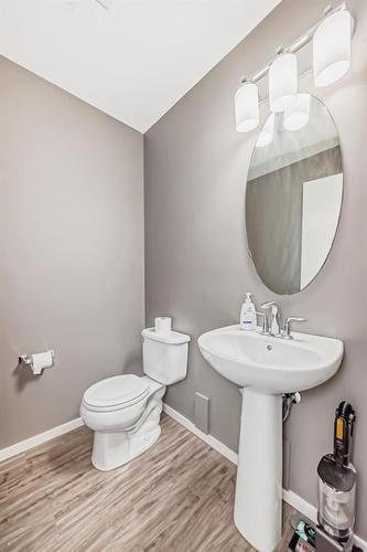 3-406 Highlands Boulevard West, Lethbridge, AB - Indoor Photo Showing Bathroom