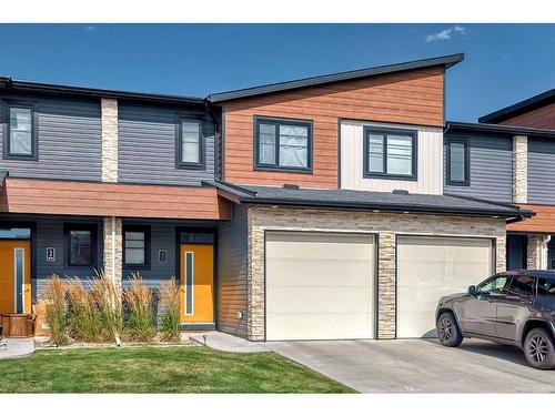 3-406 Highlands Boulevard West, Lethbridge, AB - Outdoor With Facade