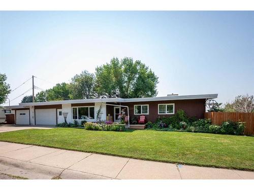 1110 10 Street South, Lethbridge, AB - Outdoor With Deck Patio Veranda With Facade