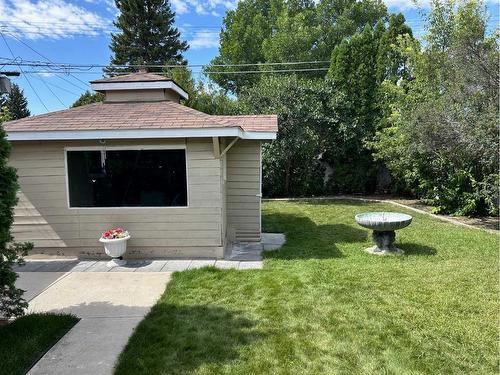 1222 12C Street North, Lethbridge, AB - Outdoor