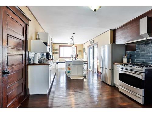 160057 Twp 154, Rural Newell, County Of, AB - Indoor Photo Showing Kitchen