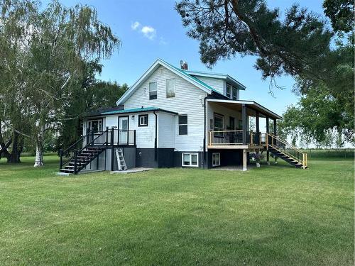 160057 Twp 154, Rural Newell, County Of, AB - Outdoor With Deck Patio Veranda