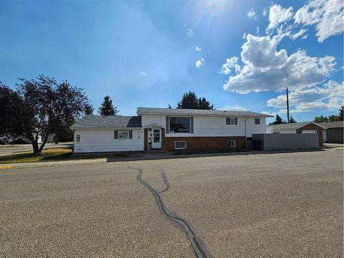 437 Main Street, Milk River, AB - Outdoor