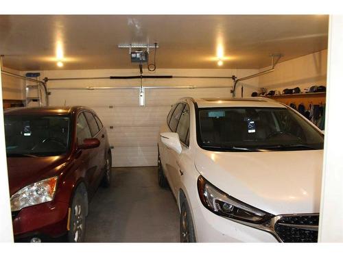 100 4Th Street, Picture Butte, AB - Indoor Photo Showing Garage