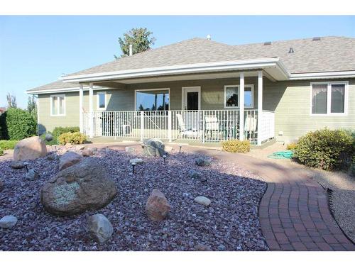 100 4Th Street, Picture Butte, AB - Outdoor With Deck Patio Veranda