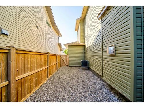 4401 40 Avenue South, Lethbridge, AB - Outdoor With Exterior