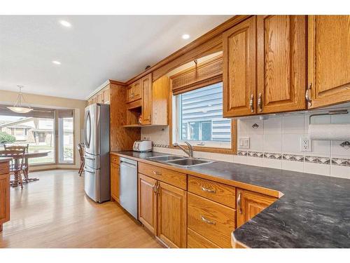 51 Wildwood Crescent West, Lethbridge, AB - Indoor Photo Showing Kitchen With Double Sink