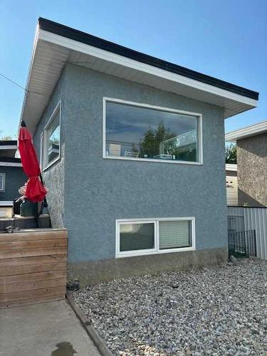 805 27 Street North, Lethbridge, AB - Outdoor