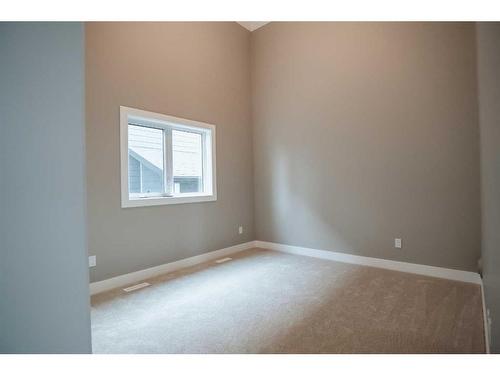 213 Greenwood Road, Coalhurst, AB - Indoor Photo Showing Other Room