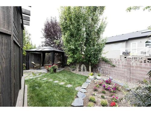 406 Gateway Crescent South, Lethbridge, AB - Outdoor With Deck Patio Veranda