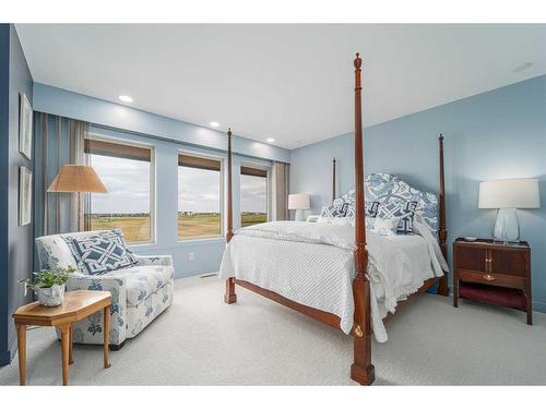 1401 Halifax Road West, Lethbridge, AB - Indoor Photo Showing Bedroom