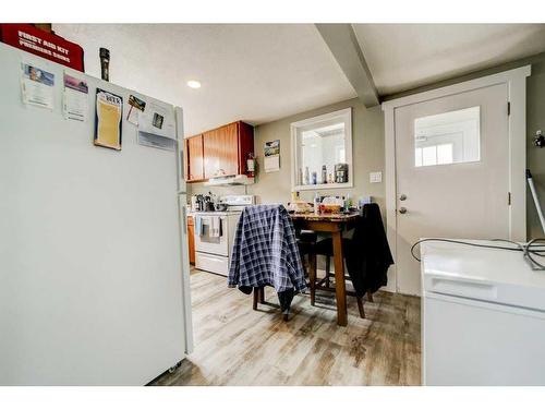 8636 19 Avenue, Coleman, AB - Indoor