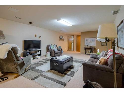 22 Mt Royal Place West, Lethbridge, AB - Indoor