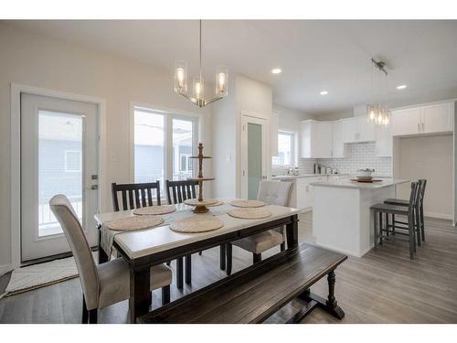 202-1940 Parkside Way, Coaldale, AB - Indoor Photo Showing Dining Room