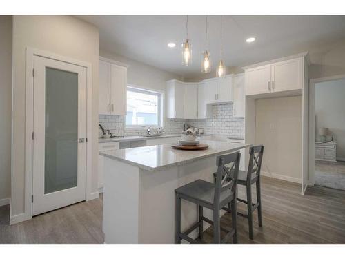 202-1940 Parkside Way, Coaldale, AB - Indoor Photo Showing Kitchen With Upgraded Kitchen