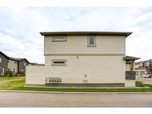 5-1220 Keystone Road West, Lethbridge, AB - Outdoor With Exterior