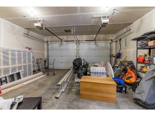 446 Bluebell Lane West, Lethbridge, AB - Indoor Photo Showing Garage