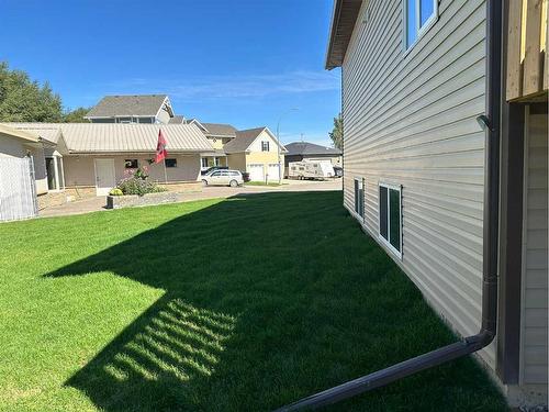 4632 63 Avenue, Taber, AB - Outdoor With Deck Patio Veranda