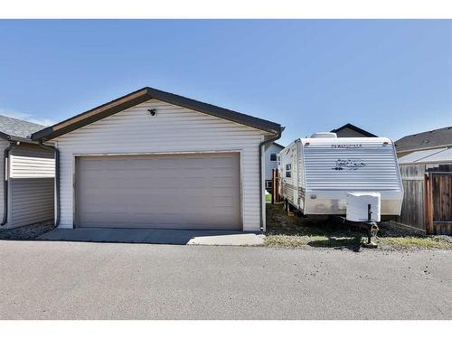 731 Florence Ho Leong Crescent North, Lethbridge, AB - Outdoor With Exterior