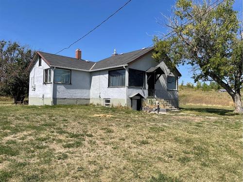 117 1 Street East, Cardston, AB - Outdoor