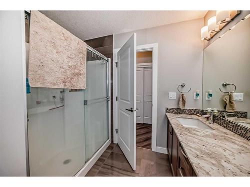 1108-3727 Sage Hill Drive Nw, Calgary, AB - Indoor Photo Showing Bathroom