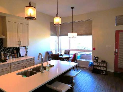 354 Uplands Boulevard North, Lethbridge, AB - Indoor Photo Showing Kitchen With Double Sink