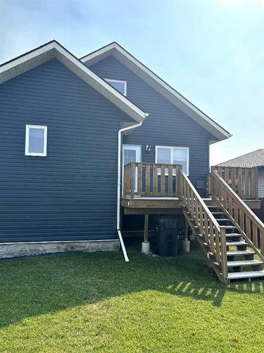 1022 Livingston Way, Pincher Creek, AB - Outdoor