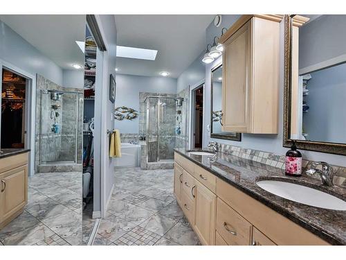 1203 Whispering Greens Place, Vulcan, AB - Indoor Photo Showing Bathroom