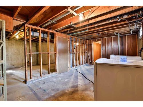 742 Stafford Drive North, Lethbridge, AB - Indoor Photo Showing Basement