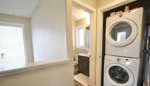 602 Mt Sundance Bay West, Lethbridge, AB - Indoor Photo Showing Laundry Room