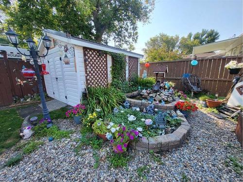 413 27 Street South, Lethbridge, AB - Outdoor With Deck Patio Veranda