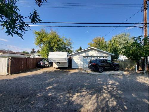 413 27 Street South, Lethbridge, AB - Outdoor