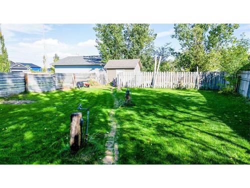 483 N 100 E, Raymond, AB - Outdoor