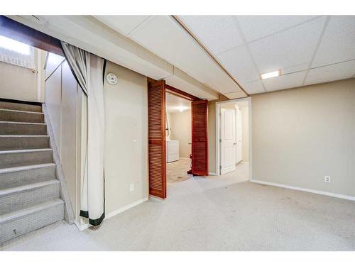 1722 16 Avenue South, Lethbridge, AB - Indoor Photo Showing Basement