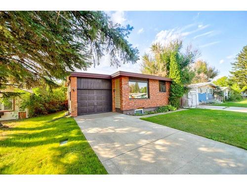 1722 16 Avenue South, Lethbridge, AB - Outdoor