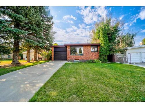 1722 16 Avenue South, Lethbridge, AB - Outdoor