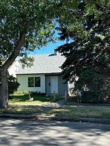 315 12A Street North, Lethbridge, AB - Outdoor