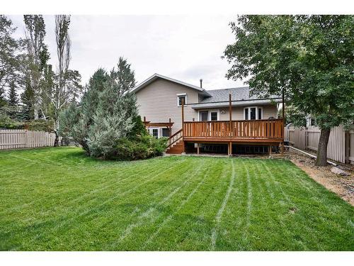 78 Sherwood Crescent West, Lethbridge, AB - Outdoor With Deck Patio Veranda With Backyard