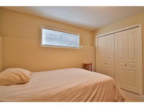 310 Squamish Court West, Lethbridge, AB - Indoor Photo Showing Bedroom