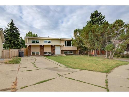 59 Laval Boulevard West, Lethbridge, AB - Outdoor With Facade