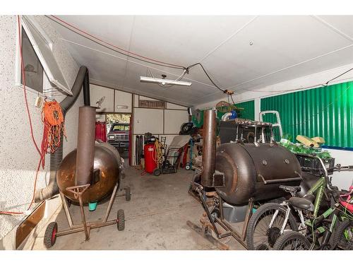 2072 19 Street North, Lethbridge, AB - Indoor Photo Showing Garage